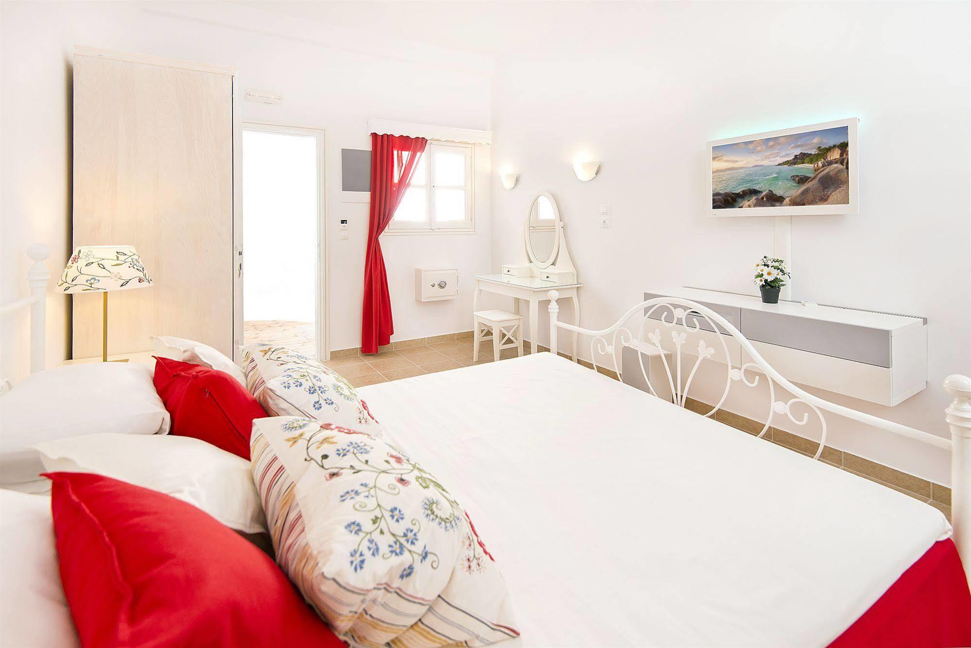 Lindos Harmony Suites Екстериор снимка
